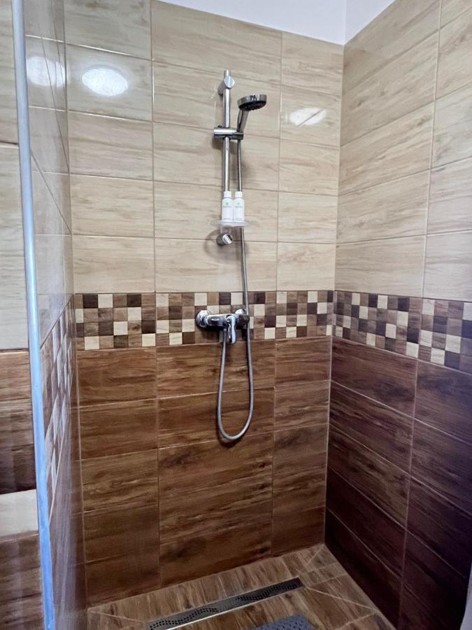 Edmond Apartment Heviz Luaran gambar