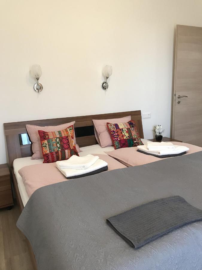 Edmond Apartment Heviz Luaran gambar